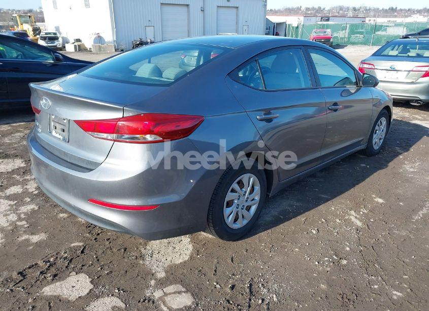 Photo 4 of 2018 Hyundai Elantra SE (VIN 5NPD74LF5JH290342)