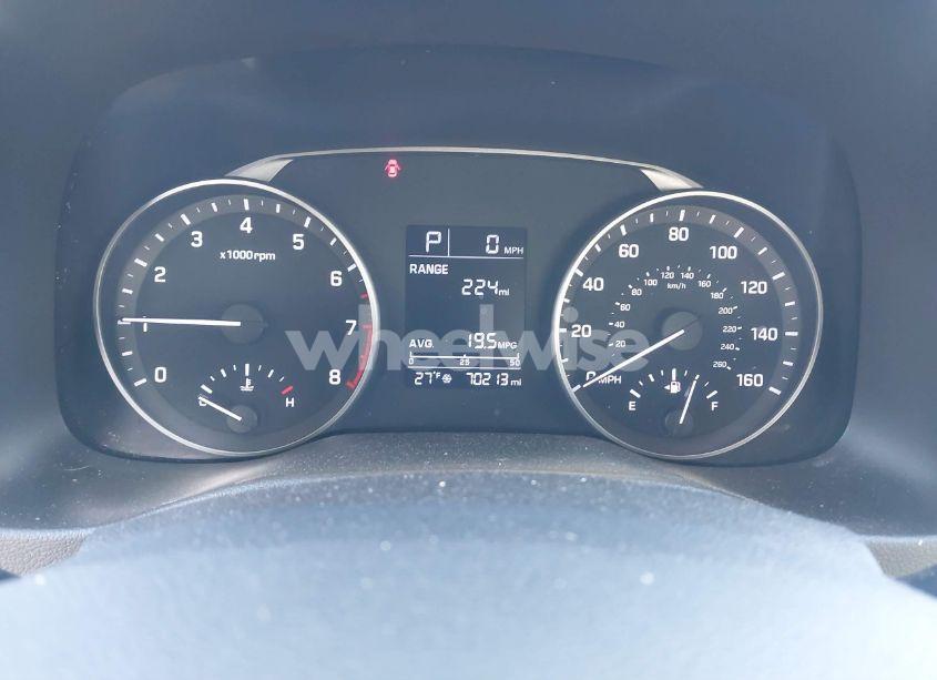 Photo 7 of 2018 Hyundai Elantra SE (VIN 5NPD74LF5JH290342)