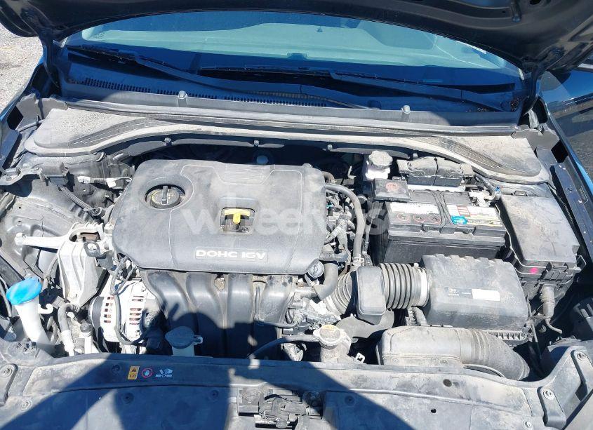 Photo 10 of 2018 Hyundai Elantra SE (VIN 5NPD74LF5JH321864)