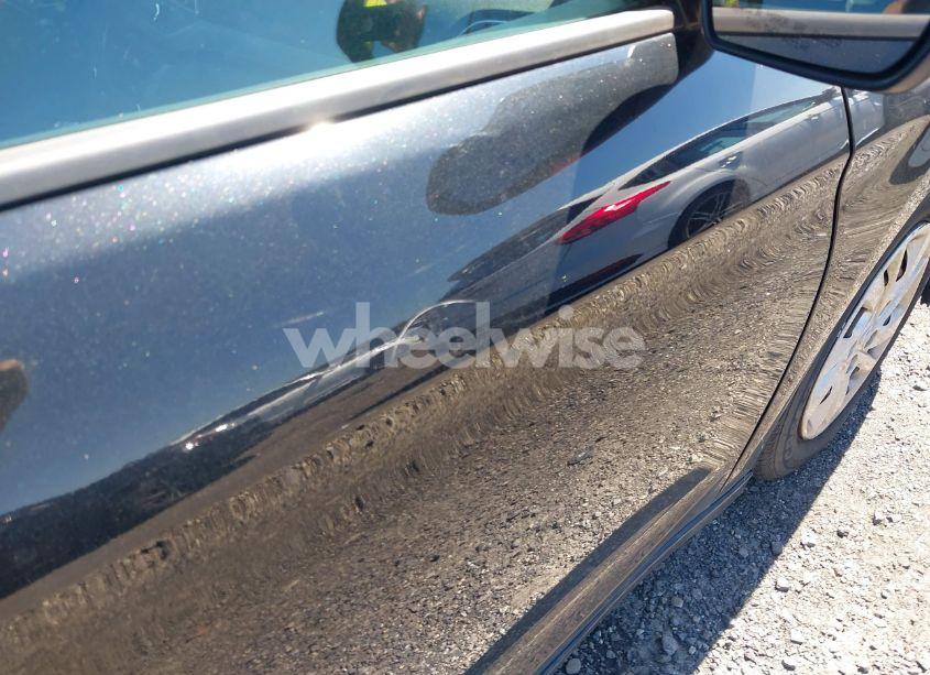 Photo 6 of 2018 Hyundai Elantra SE (VIN 5NPD74LF5JH321864)