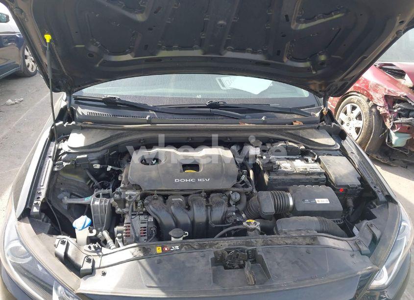 Photo 10 of 2018 Hyundai Elantra SE (VIN 5NPD74LF5JH331021)