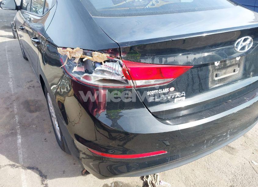 Photo 6 of 2018 Hyundai Elantra SE (VIN 5NPD74LF5JH331021)