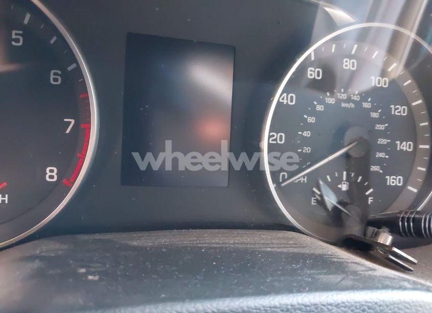 Photo 14 of 2018 Hyundai Elantra SE (VIN 5NPD74LF5JH348997)