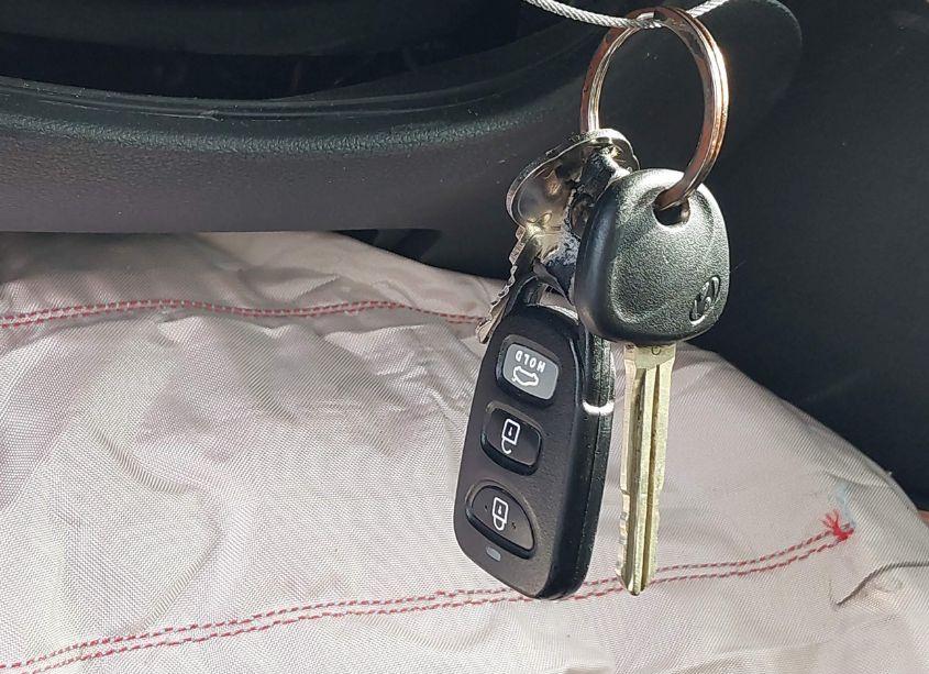 Photo 11 of 2018 Hyundai Elantra SE (VIN 5NPD74LF5JH376010)