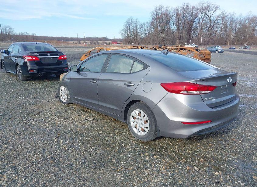 Photo 15 of 2018 Hyundai Elantra SE (VIN 5NPD74LF5JH376010)