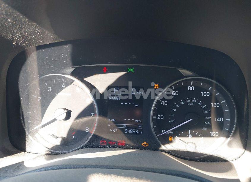 Photo 7 of 2018 Hyundai Elantra SE (VIN 5NPD74LF5JH397035)