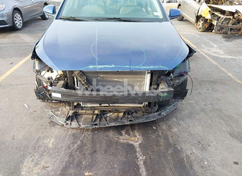 Photo 6 of 2019 Hyundai Elantra SE (VIN 5NPD74LF5KH410173)