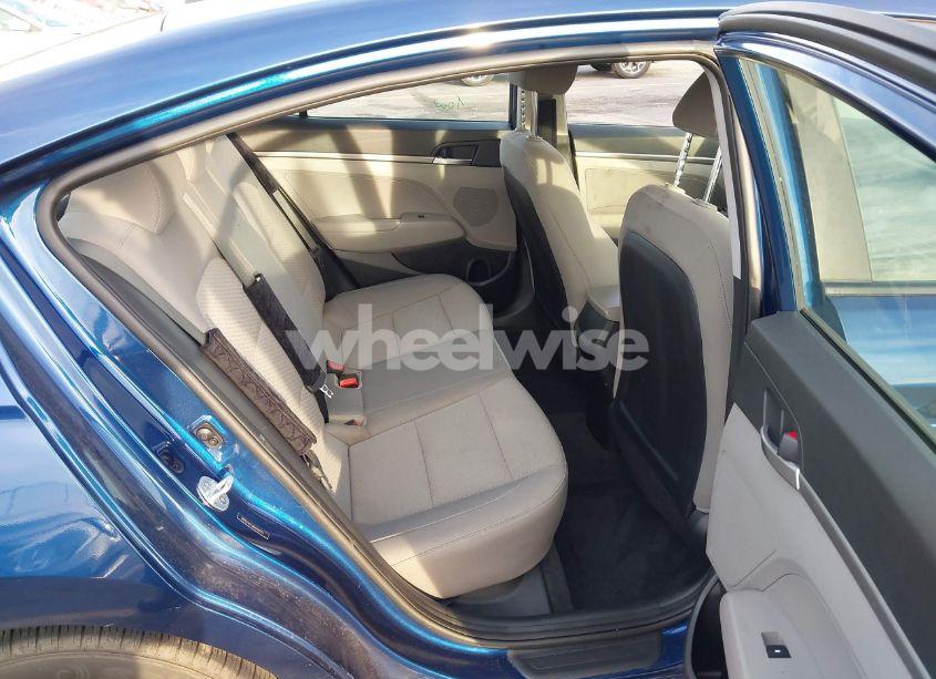 Photo 8 of 2019 Hyundai Elantra SE (VIN 5NPD74LF5KH410173)