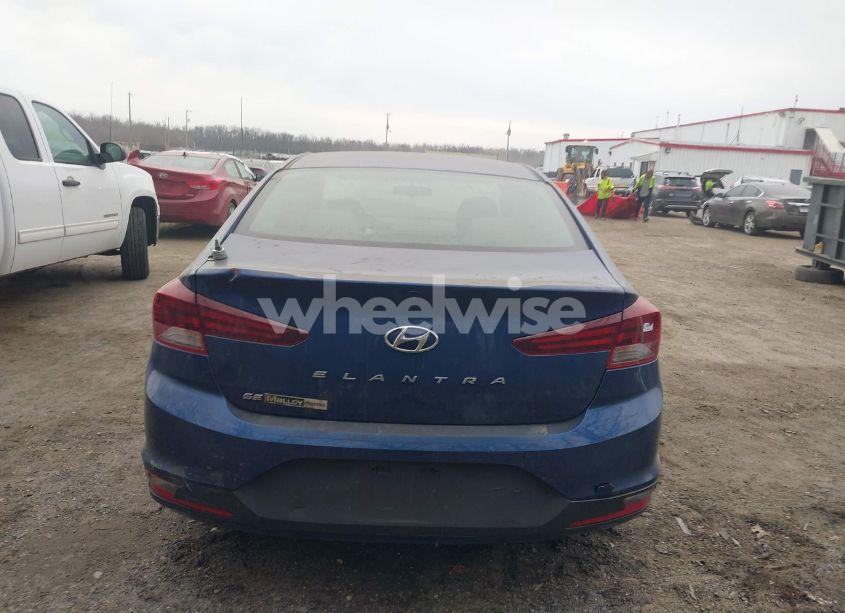 Photo 16 of 2019 Hyundai Elantra SE (VIN 5NPD74LF5KH427619)