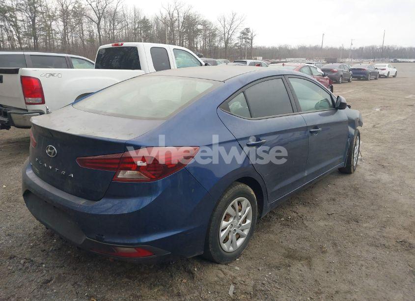 Photo 4 of 2019 Hyundai Elantra SE (VIN 5NPD74LF5KH427619)