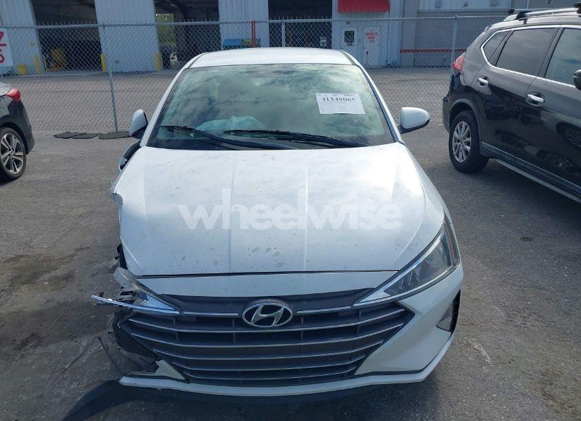 Photo 12 of 2019 Hyundai Elantra SE (VIN 5NPD74LF5KH427782)