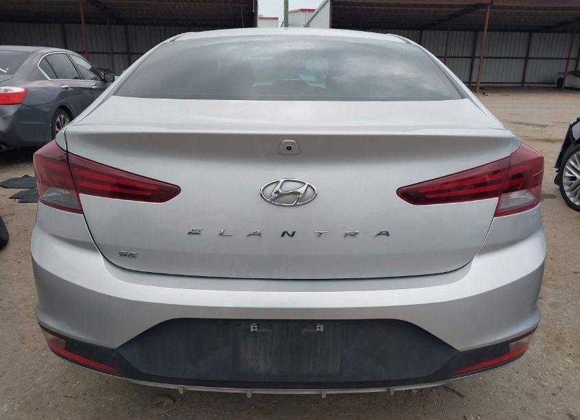 Photo 16 of 2019 Hyundai Elantra SE (VIN 5NPD74LF5KH486881)
