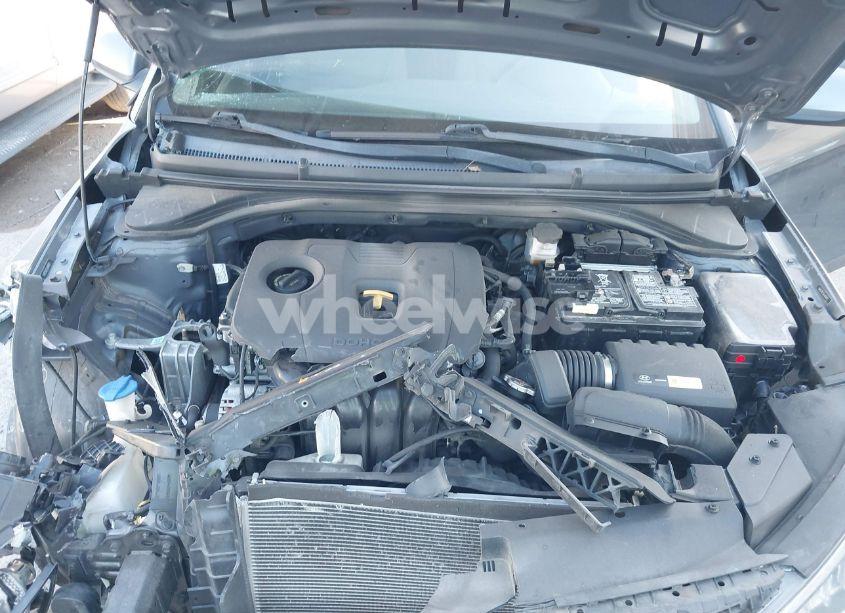 Photo 10 of 2019 Hyundai Elantra SE (VIN 5NPD74LF5KH494771)