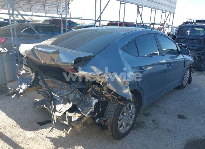 Photo 4 of 2019 Hyundai Elantra SE (VIN 5NPD74LF5KH494771)