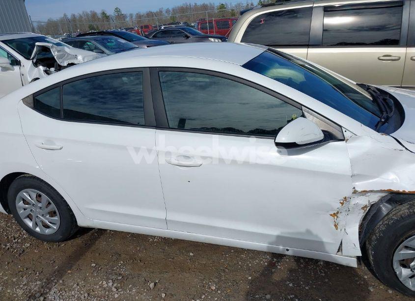Photo 13 of 2020 Hyundai Elantra SE (VIN 5NPD74LF5LH502580)