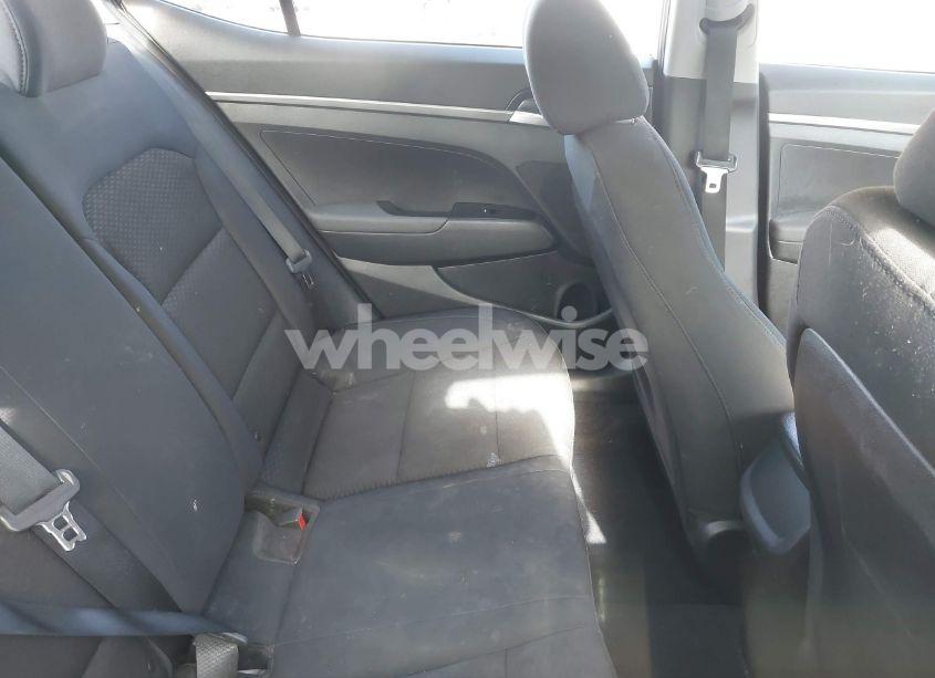Photo 8 of 2020 Hyundai Elantra SE (VIN 5NPD74LF5LH502580)