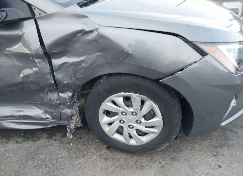 Photo 6 of 2020 Hyundai Elantra SE (VIN 5NPD74LF5LH524966)