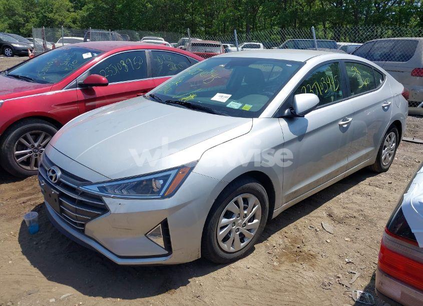 Photo 2 of 2020 Hyundai Elantra SE (VIN 5NPD74LF5LH529455)