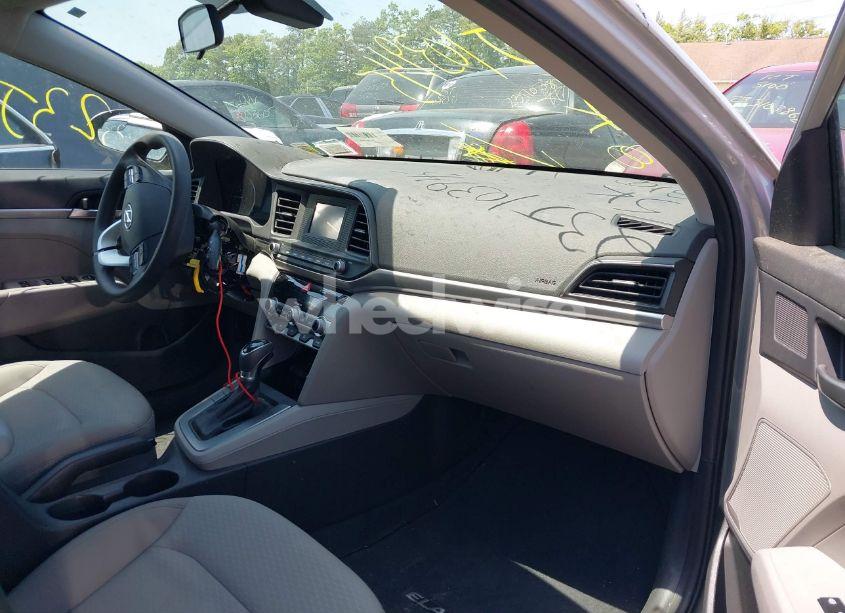 Photo 5 of 2020 Hyundai Elantra SE (VIN 5NPD74LF5LH529455)