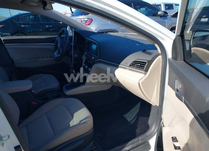 Photo 5 of 2020 Hyundai Elantra SE (VIN 5NPD74LF5LH547812)