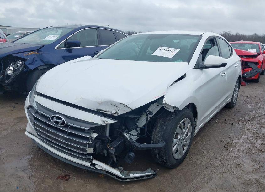 Photo 2 of 2020 Hyundai Elantra SE (VIN 5NPD74LF5LH575934)