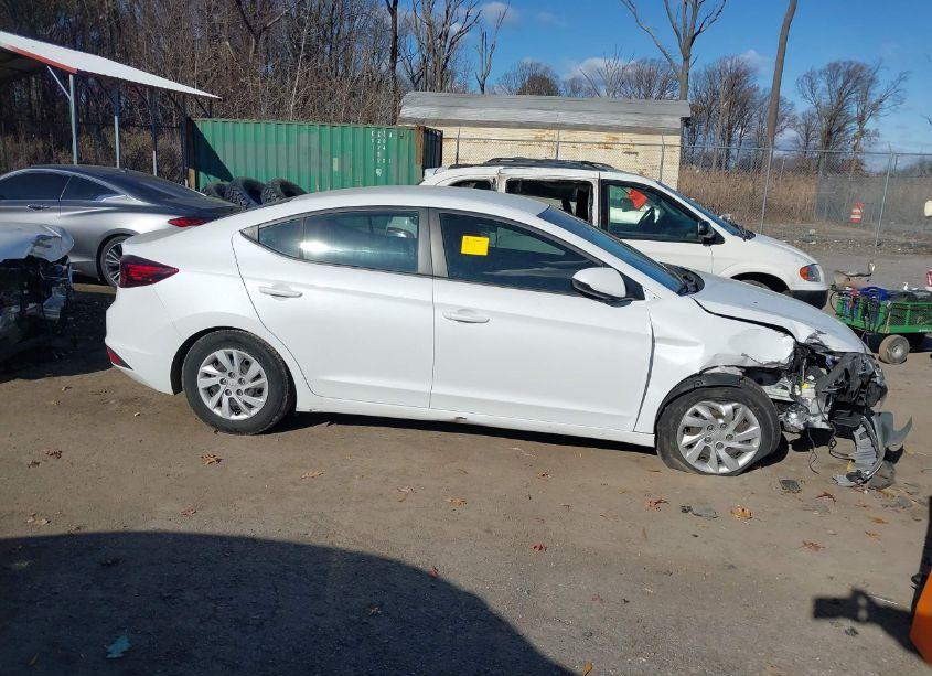 Photo 13 of 2020 Hyundai Elantra SE (VIN 5NPD74LF5LH584925)