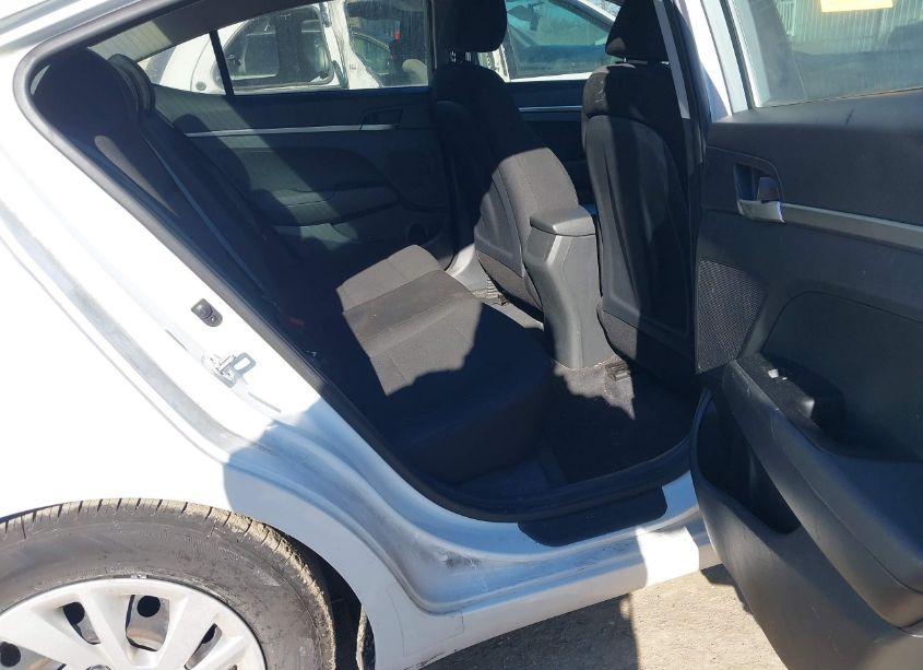 Photo 8 of 2020 Hyundai Elantra SE (VIN 5NPD74LF5LH584925)