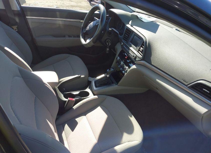 Photo 5 of 2020 Hyundai Elantra SE (VIN 5NPD74LF5LH616532)
