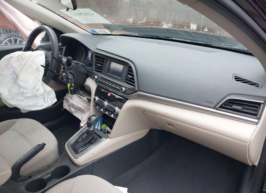 Photo 5 of 2020 Hyundai Elantra SE (VIN 5NPD74LF5LH616630)