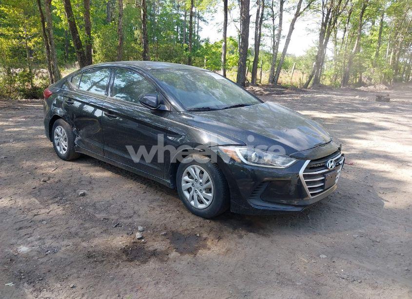 2017 Hyundai Elantra SE (VIN 5NPD74LF6HH050596) main photo