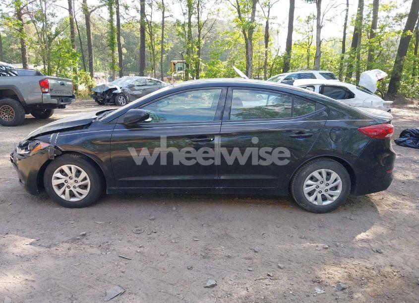 Photo 14 of 2017 Hyundai Elantra SE (VIN 5NPD74LF6HH050596)