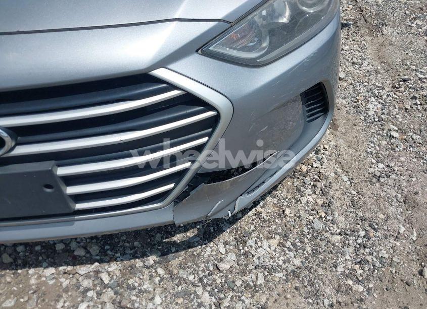 Photo 6 of 2017 Hyundai Elantra SE (VIN 5NPD74LF6HH083369)