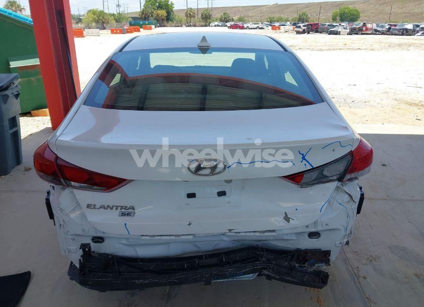 Photo 16 of 2017 Hyundai Elantra SE (VIN 5NPD74LF6HH085347)