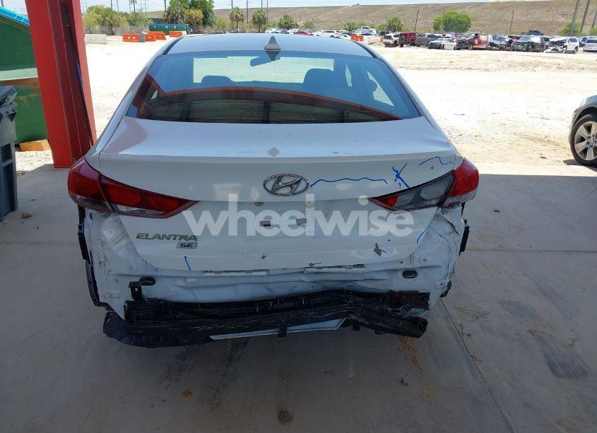 Photo 6 of 2017 Hyundai Elantra SE (VIN 5NPD74LF6HH085347)