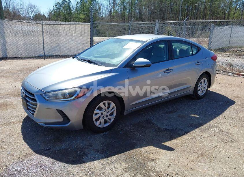 Photo 2 of 2017 Hyundai Elantra SE (VIN 5NPD74LF6HH102146)