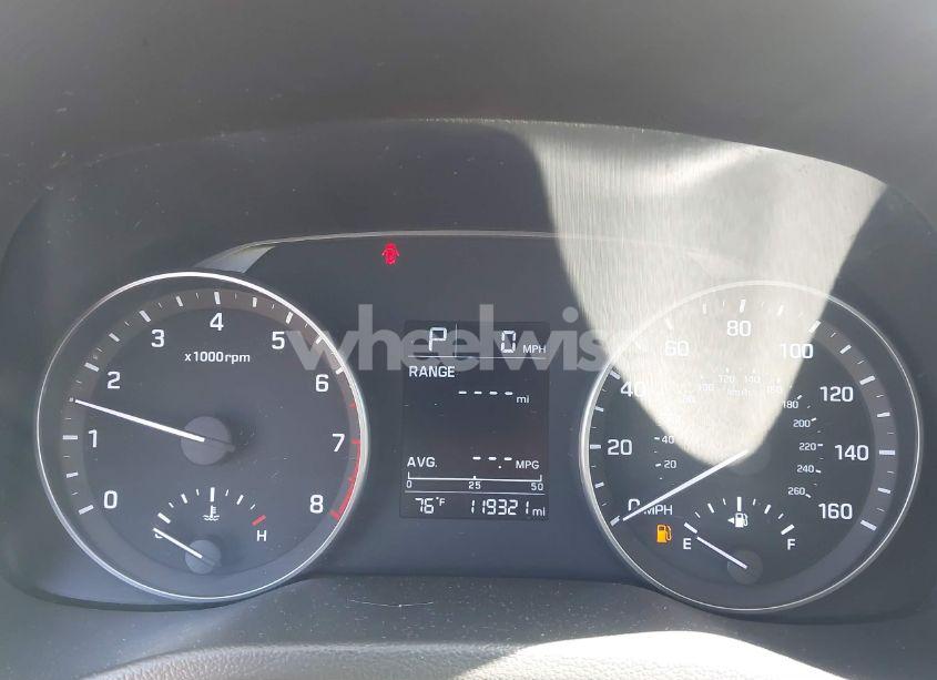 Photo 7 of 2017 Hyundai Elantra SE (VIN 5NPD74LF6HH102146)