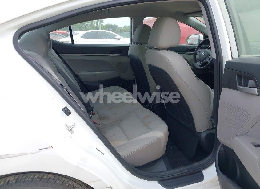 Photo 8 of 2017 Hyundai Elantra SE (VIN 5NPD74LF6HH149354)