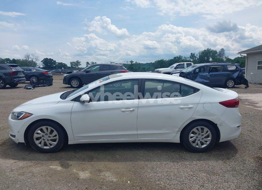 Photo 14 of 2017 Hyundai Elantra SE (VIN 5NPD74LF6HH164114)