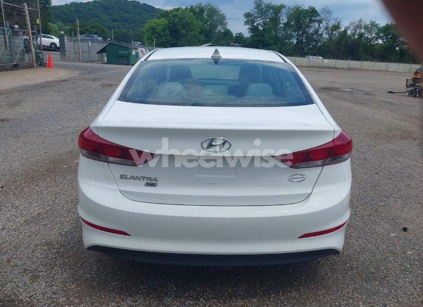 Photo 16 of 2017 Hyundai Elantra SE (VIN 5NPD74LF6HH164114)