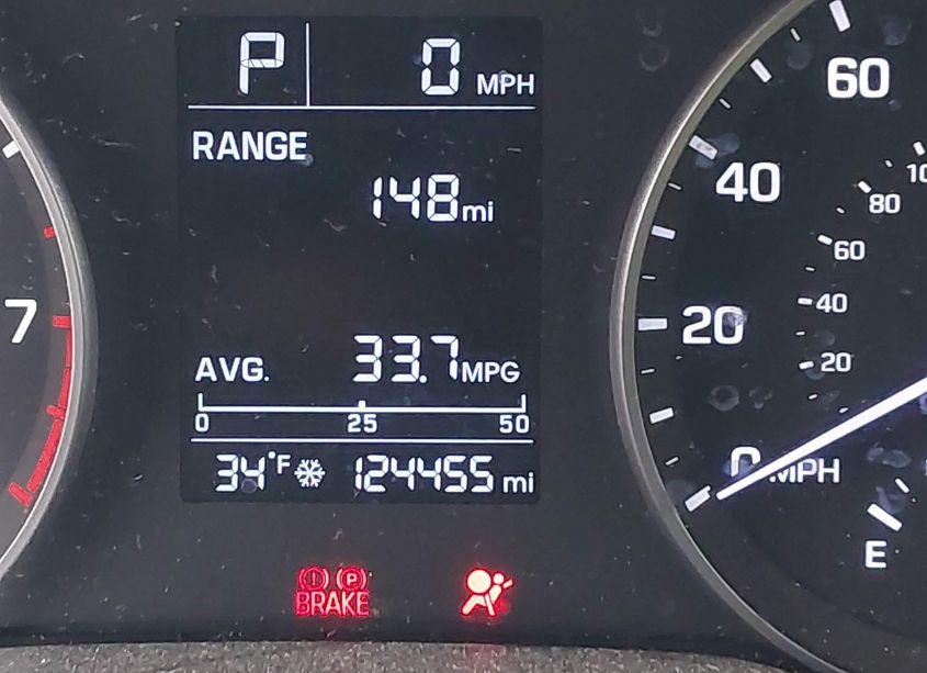 Photo 16 of 2017 Hyundai Elantra SE (VIN 5NPD74LF6HH164355)