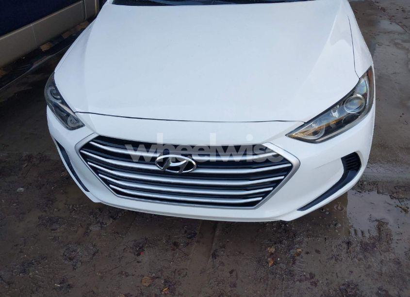 Photo 6 of 2017 Hyundai Elantra SE (VIN 5NPD74LF6HH181155)