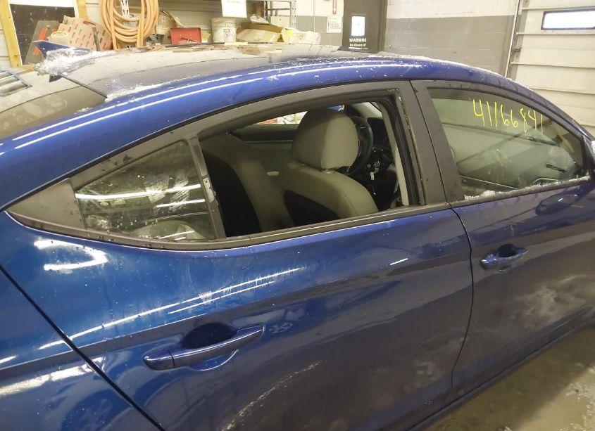 Photo 21 of 2017 Hyundai Elantra SE (VIN 5NPD74LF6HH193709)