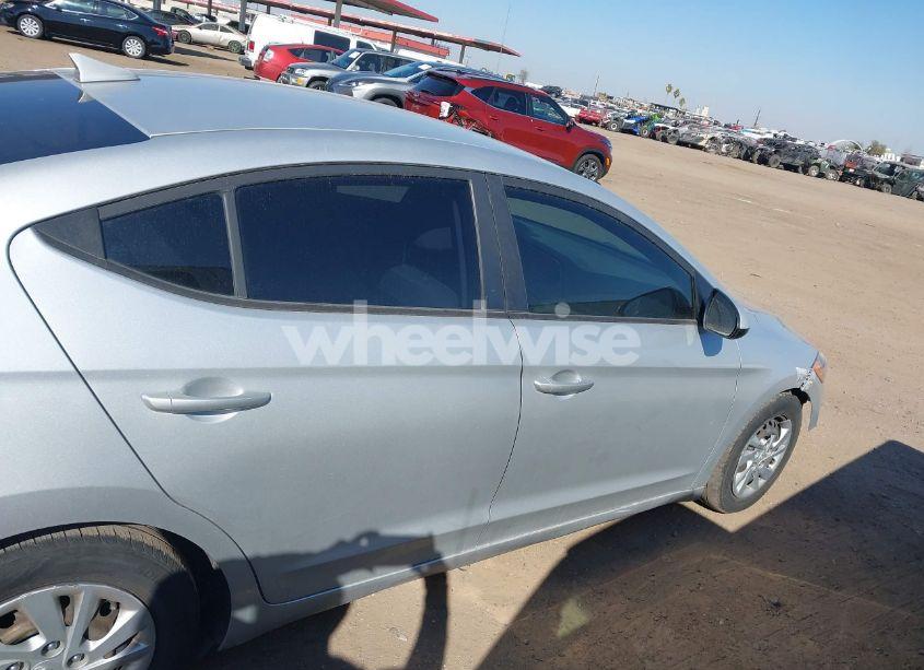 Photo 13 of 2017 Hyundai Elantra SE (VIN 5NPD74LF6HH205051)