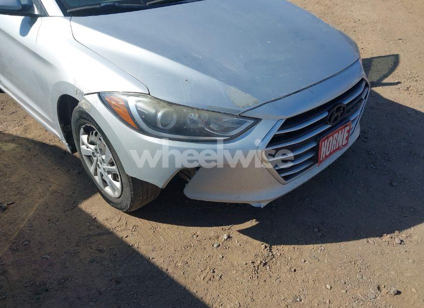 Photo 6 of 2017 Hyundai Elantra SE (VIN 5NPD74LF6HH205051)