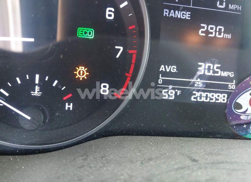 Photo 7 of 2017 Hyundai Elantra SE (VIN 5NPD74LF6HH205051)