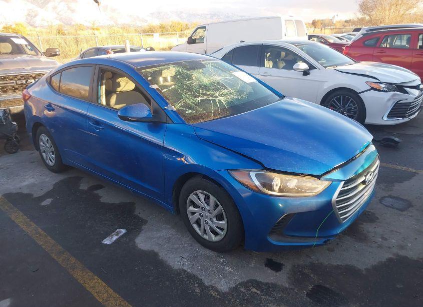 2017 Hyundai Elantra SE (VIN 5NPD74LF6HH205194) main photo