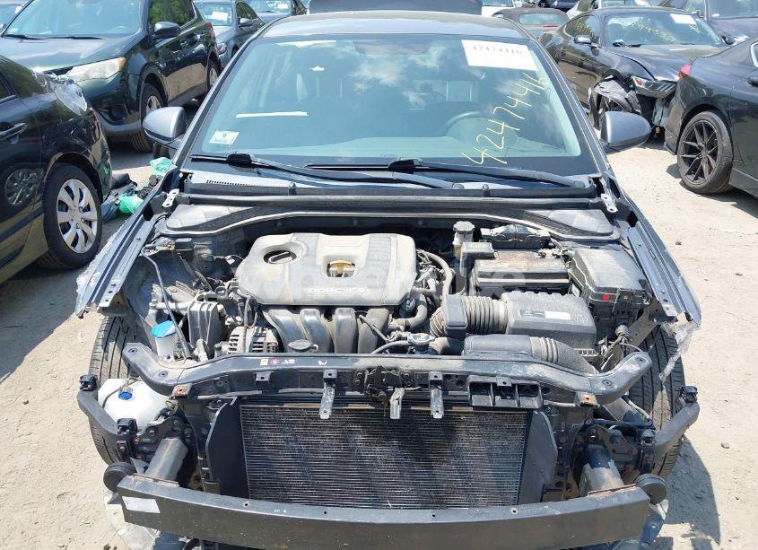 Photo 12 of 2018 Hyundai Elantra SE (VIN 5NPD74LF6JH254272)