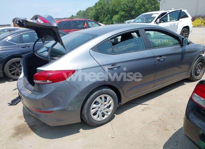 Photo 4 of 2018 Hyundai Elantra SE (VIN 5NPD74LF6JH254272)