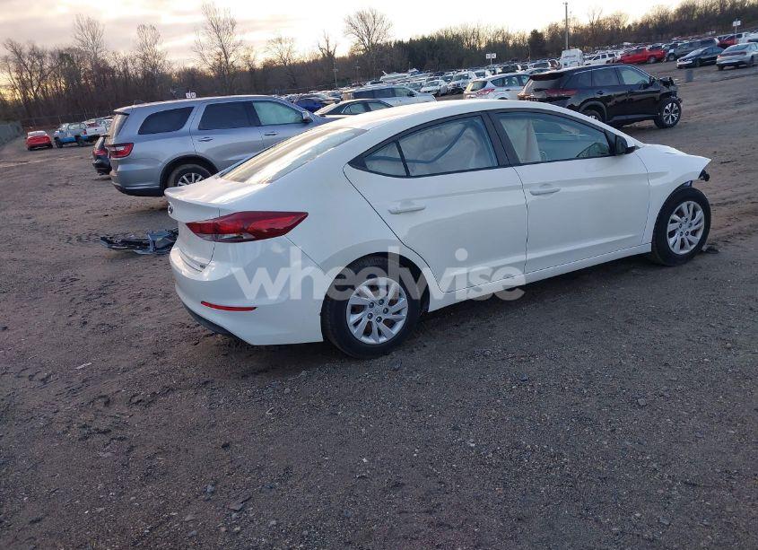 Photo 4 of 2018 Hyundai Elantra SE (VIN 5NPD74LF6JH254837)