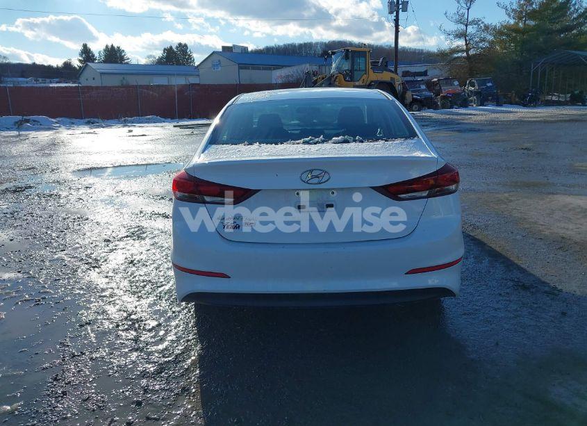 Photo 16 of 2018 Hyundai Elantra SE (VIN 5NPD74LF6JH278801)